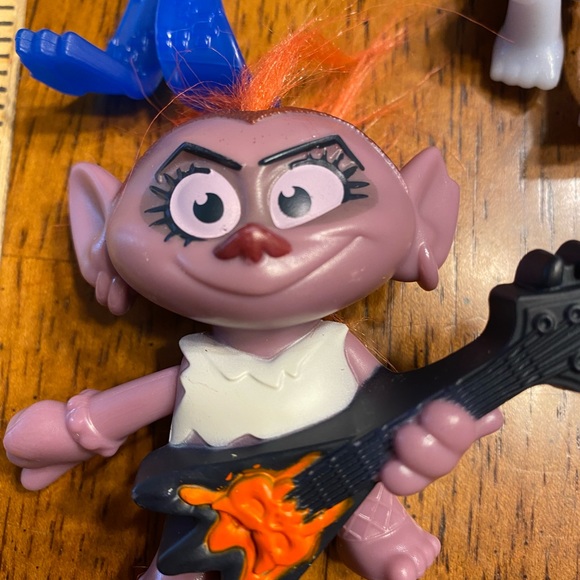 Dreamworks McDonald’s Trolls world tour happy meal toys. 2020 - Picture 4 of 10